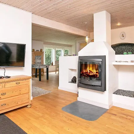 Luxurious Holiday Home In Sp Ttrup With Jacuzzi *