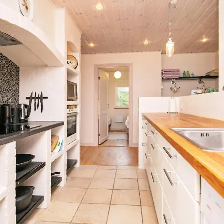 Luxurious Holiday Home In Sp Ttrup With Jacuzzi Holiday home