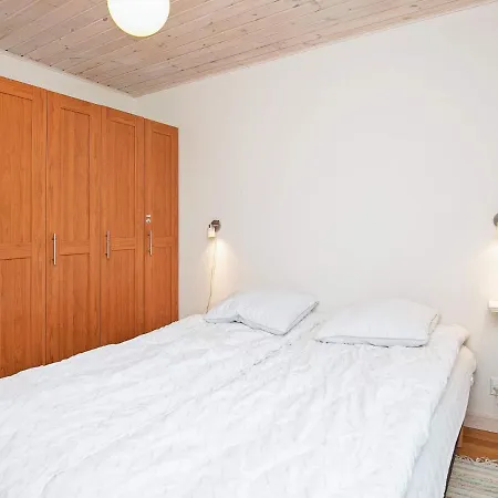 Luxurious Holiday Home In Sp Ttrup With Jacuzzi *